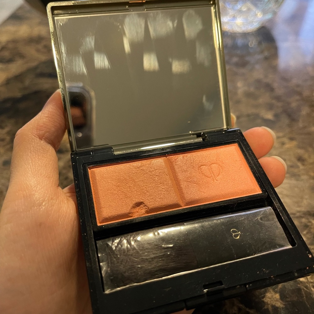 Cle De Peau Beaute POWDER BLUSH DUO